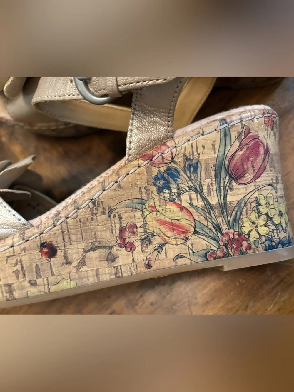 b.o.c. Taupe Floral-Print Wedge Sandals with Flower Accent 9- 30% off SALE